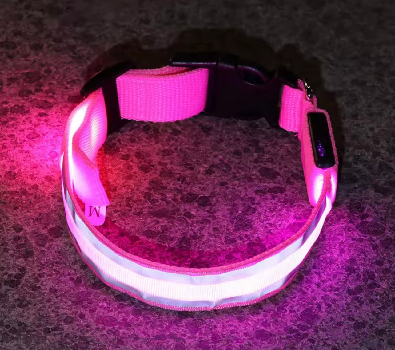 Poochly Glow™ בורוד – קולר לד לכלב